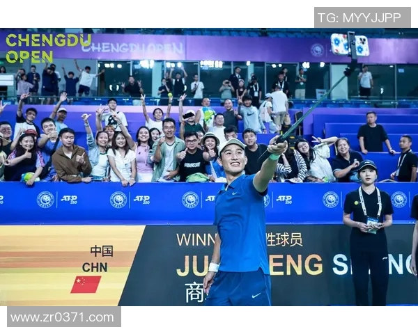 成都网球队的拼搏之路：一段关于梦想与坚持的网球纪实