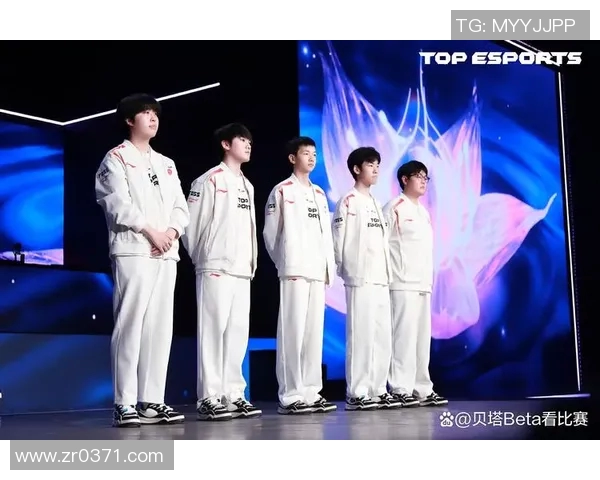 赛后分析:TES与IG在团队协作中的优劣势对比与启示