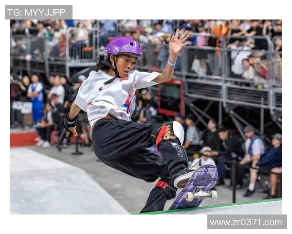 重庆滑板队在世界滑板锦标赛中以60分稳居积分榜首位